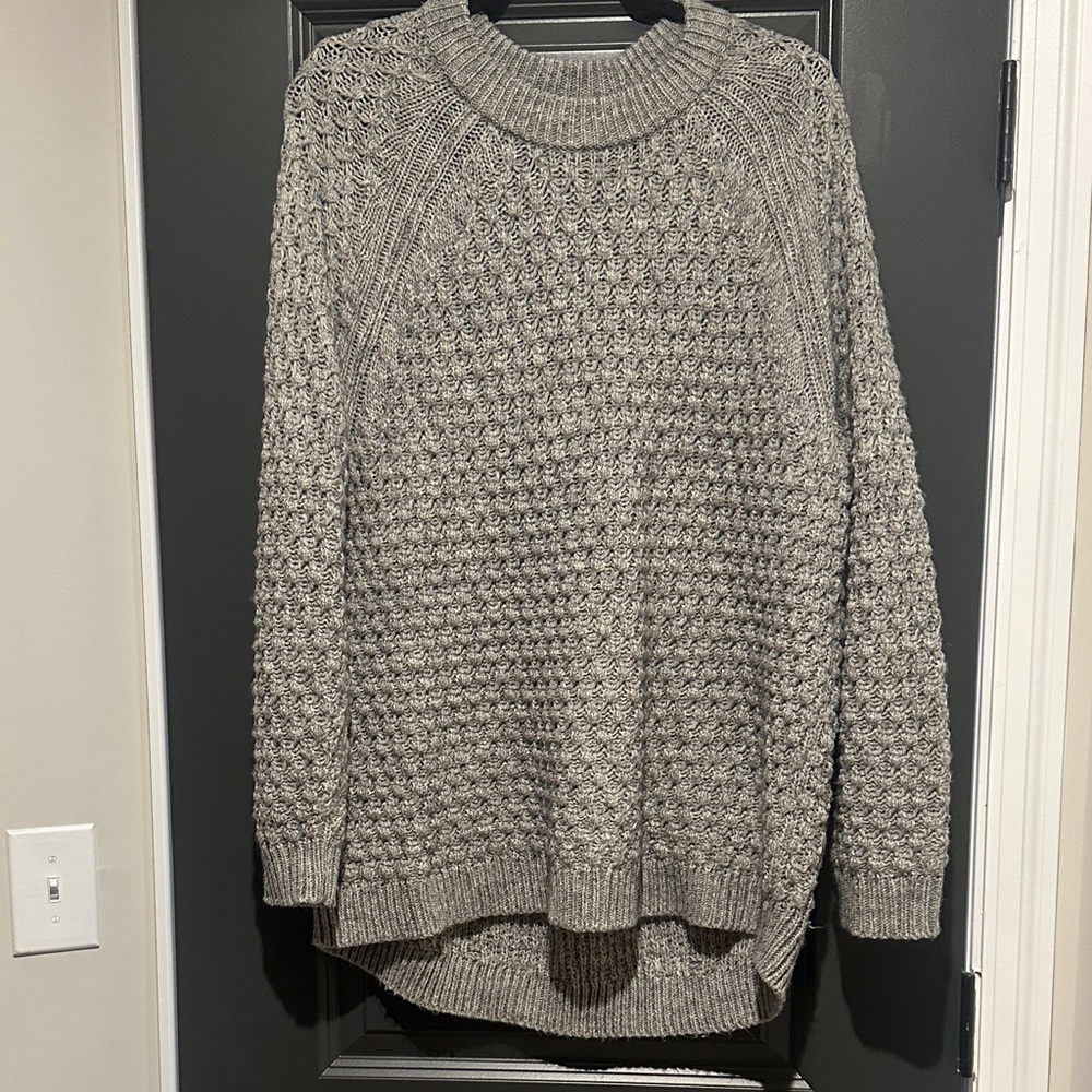 H&M Chunky Knit Crewneck Sweater in Heather Gray